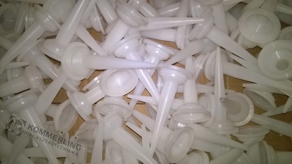 Kinyomóhegy / 300 - 400 - 600 ml fóliatömlőhöz